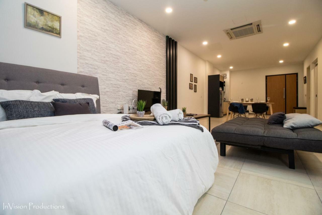 Octagon Ipoh By Plush Room photo